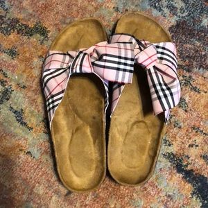 Cute sandals! Never worn. Size 7